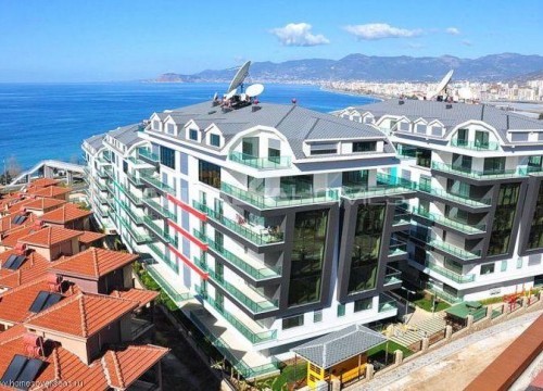Трехкомнатная квартира с видом на море в комплексе с хорошей инфраструктурой в районе Каргыджак